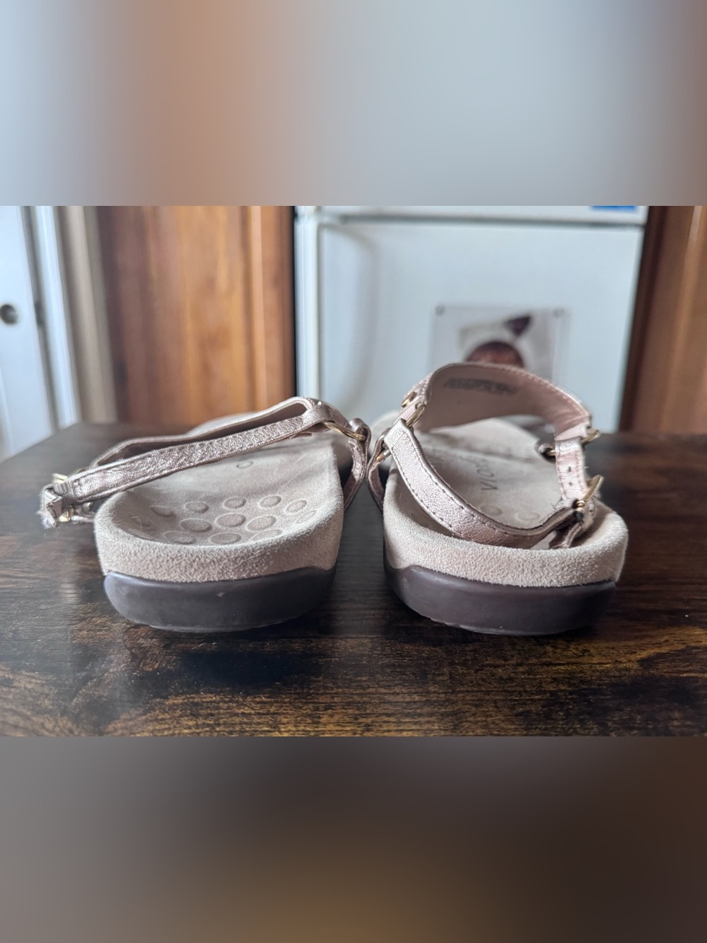 Vionic Kirra Metallic Rose Gold Orthotic Backstrap Sandals 8.5 Wide - Picture 6 of 10